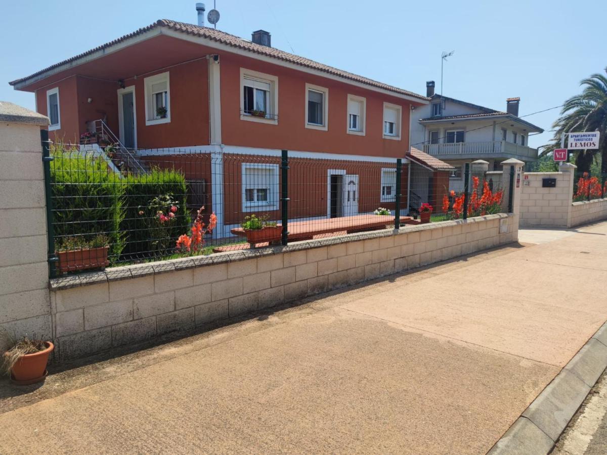 Apartamentos Turisticos Lemos O Pedrouzo Extérieur photo