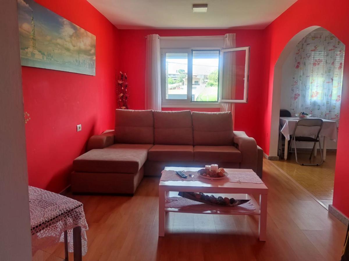 Apartamentos Turisticos Lemos O Pedrouzo Extérieur photo